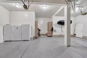 326 W Shoreline Ct, Vineyard, UT 84059 - Photo 43