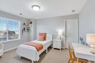 326 W Shoreline Ct, Vineyard, UT 84059 - Photo 25