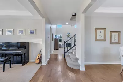 326 W Shoreline Ct, Vineyard, UT 84059 - Photo 5