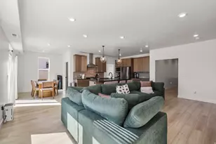 1088 W Audrey Ln, Woods Cross, UT 84087 - Photo 7