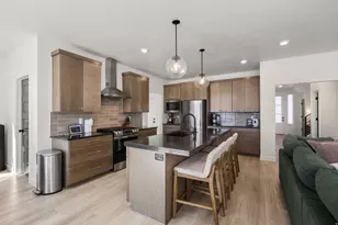 1088 W Audrey Ln, Woods Cross, UT 84087 - Photo 11