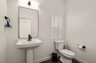 1088 W Audrey Ln, Woods Cross, UT 84087 - Photo 5