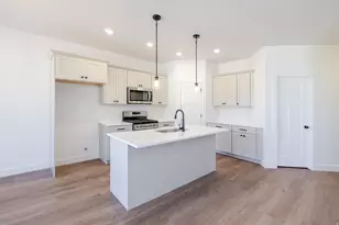 5318 S Acacia Dr, Mapleton, UT 84664 - Photo 5
