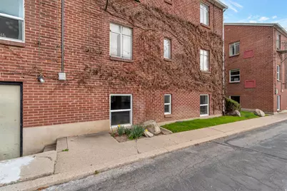 450 E 100 S #14, Salt Lake City, UT 84111 - Photo 13