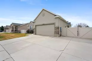 2393 N 2350 W, Lehi, UT 84043 - Photo 3