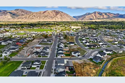 791 W 20 N, Hyrum, UT 84319 - Photo 11