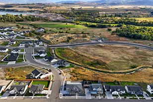 791 W 20 N, Hyrum, UT 84319 - Photo 5