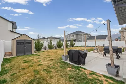 1844 W 2135 S, Woods Cross, UT 84087 - Photo 23