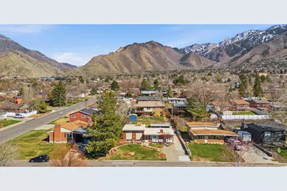 4151 S 3100 E, Holladay, UT 84124 - Photo 41