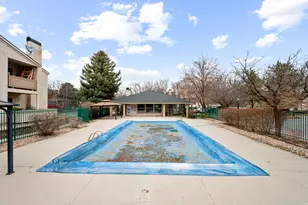 989 E Creekhill Ln S, Midvale, UT 84047 - Photo 15