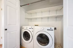 989 E Creekhill Ln S, Midvale, UT 84047 - Photo 5