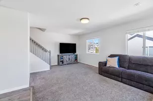 1512 N 250 W, Lehi, UT 84043 - Photo 11