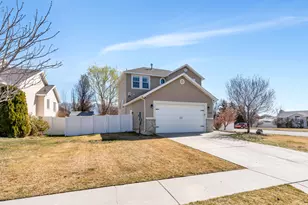 1512 N 250 W, Lehi, UT 84043 - Photo 3