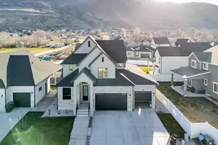 2132 N 725 W, Centerville, UT 84014 - Photo 43