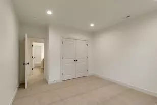 2132 N 725 W, Centerville, UT 84014 - Photo 37