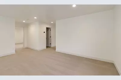 2132 N 725 W, Centerville, UT 84014 - Photo 27