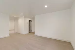 2132 N 725 W, Centerville, UT 84014 - Photo 27