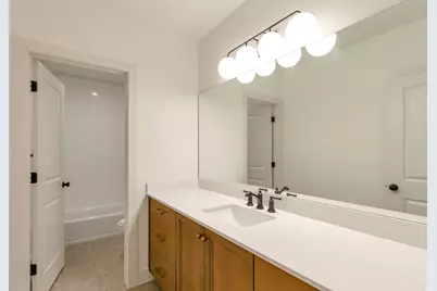 2132 N 725 W, Centerville, UT 84014 - Photo 35