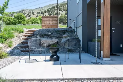 1156 Circle View Dr, Logan, UT 84341 - Photo 9