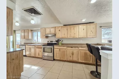 2020 E 3500 S, Vernal, UT 84078 - Photo 5