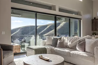 5573 N Canyon Rim Rd, Lehi, UT 84048 - Photo 17