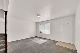 1113 Country Hills Dr, Ogden, UT 84403 - Photo 5