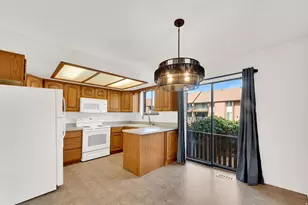 1113 Country Hills Dr, Ogden, UT 84403 - Photo 7