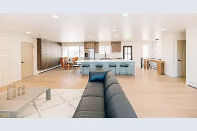 610 S 800 E, Centerville, UT 84014 - Photo 9