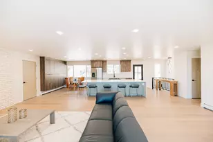 610 S 800 E, Centerville, UT 84014 - Photo 9