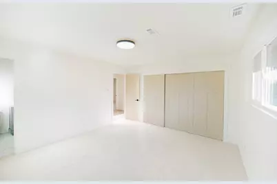 610 S 800 E, Centerville, UT 84014 - Photo 21