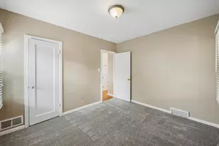 2040 E Wilmington Ave, Salt Lake City, UT 84109 - Photo 17