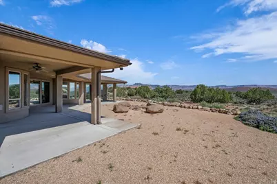 401 W Silver Rd, Leeds, UT 84746 - Photo 13