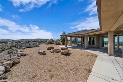 401 W Silver Rd, Leeds, UT 84746 - Photo 11