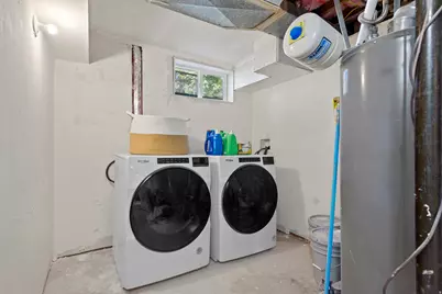 802 S Brookside Dr E, Springville, UT 84663 - Photo 23