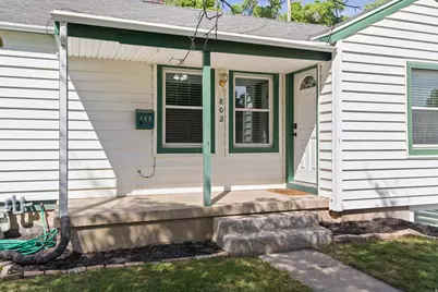 802 S Brookside Dr E, Springville, UT 84663 - Photo 3