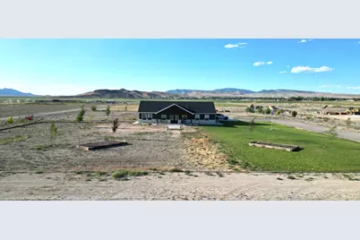 10886 W 9300 S #3, Centerfield, UT 84622 - Photo 5