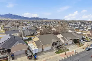 8262 S Pin Oak Dr, West Jordan, UT 84081 - Photo 23