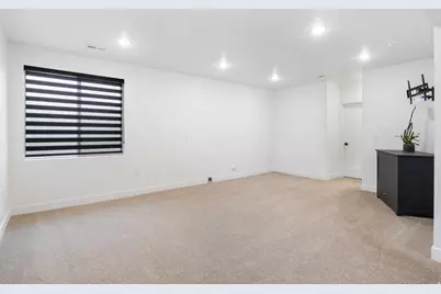 677 E Kings Lndg, Tooele, UT 84074 - Photo 33