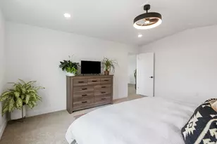 677 E Kings Landing, Tooele, UT 84074 - Photo 21