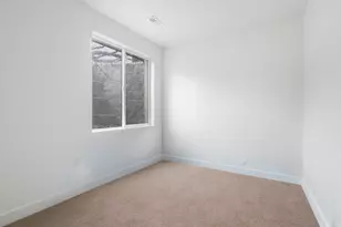 677 E Kings Landing, Tooele, UT 84074 - Photo 35