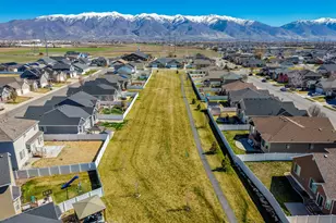 2487 W Harmony Dr, Layton, UT 84041 - Photo 43