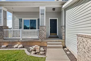 5099 S 3925 W, Roy, UT 84067 - Photo 3