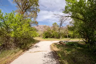2614 E Providence Ct, Holladay, UT 84121 - Photo 3