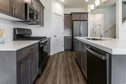 1313 E Weyburn Ln, Holladay, UT 84117 - Photo 15