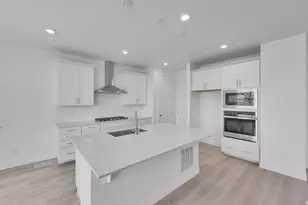 12737 S Glacier Trail Ln, Herriman, UT 84096 - Photo 5