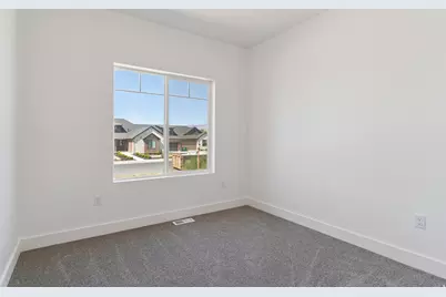 5777 W 4100 S, Hooper, UT 84315 - Photo 23