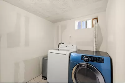 190 W 1800 S, Bountiful, UT 84010 - Photo 23