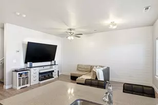 153 E 3100 N, Cedar City, UT 84721 - Photo 5