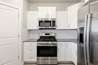 153 E 3100 N, Cedar City, UT 84721 - Photo 9