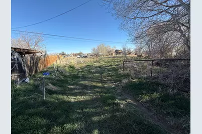 110 W Clark St, Grantsville, UT 84029 - Photo 23